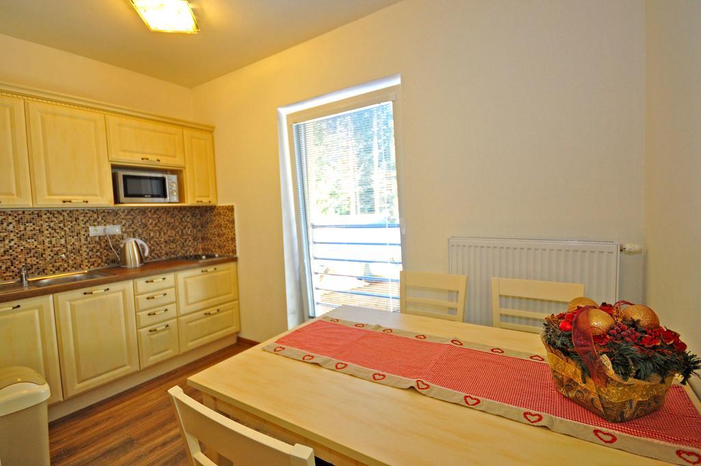 Apartment Bartek Ski Rental Demanovska Dolina Bagian luar foto